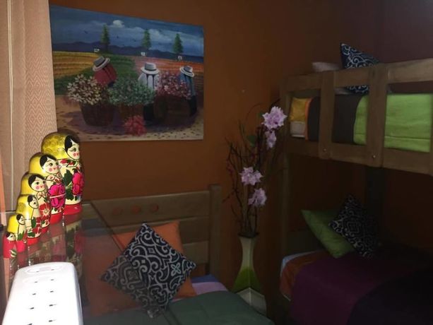 Imagen de la habitación del Albergue Mundo Albergue Aeropuerto. Foto 9