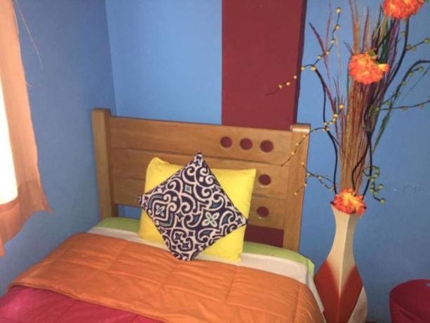 Imagen de la habitación del Albergue Mundo Albergue Aeropuerto. Foto 10