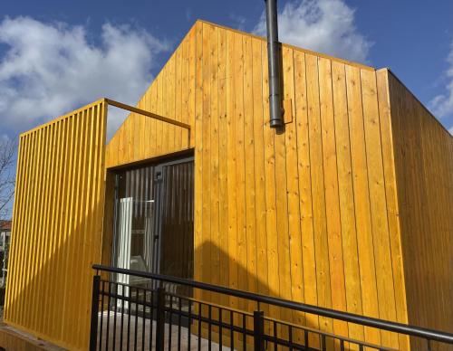 Imagen de los exteriores del Albergue Natureza de Laraxe. Foto 6