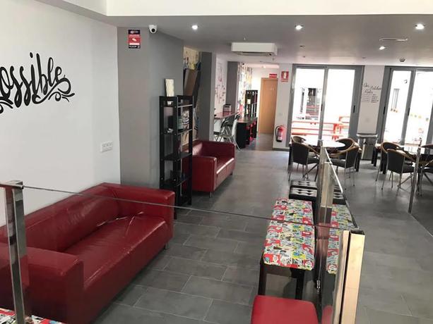 Imagen de los interiores del Albergue New Art Beach- Albergue Juvenil. Foto 7