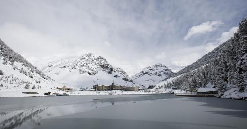 Imagen general del Albergue N&uacute;ria Xanascat. Foto 1