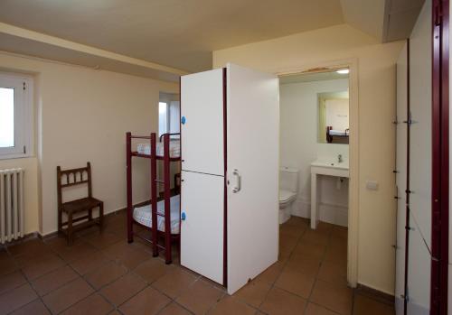 Imagen general del Albergue N&uacute;ria Xanascat. Foto 5