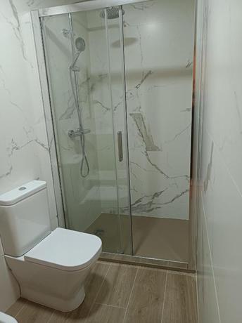 Imagen de la habitación del Albergue Nuestra Se&ntilde;ora del Camino. Foto 8