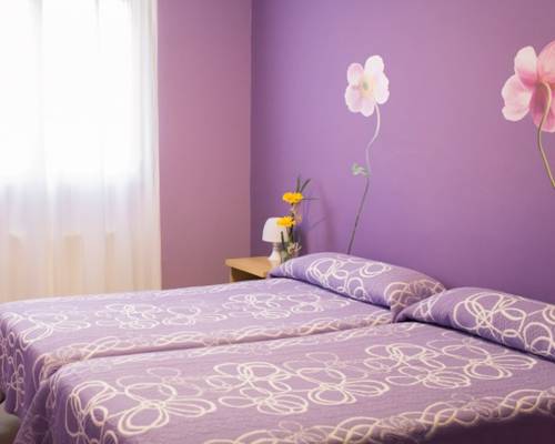 Imagen de la habitación del Albergue O Burgo. Foto 5