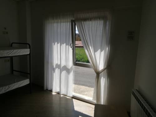 Imagen de la habitación del Albergue O Trisquel. Foto 4