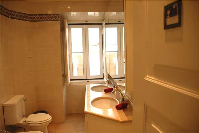 Imagen de la habitación del Albergue Oasis Backpackers' Mansion Lisboa. Foto 15