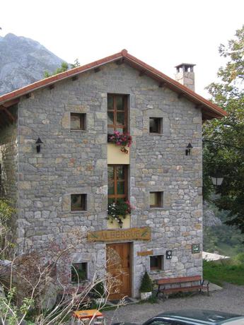 Imagen general del Albergue Peña Castil. Foto 6