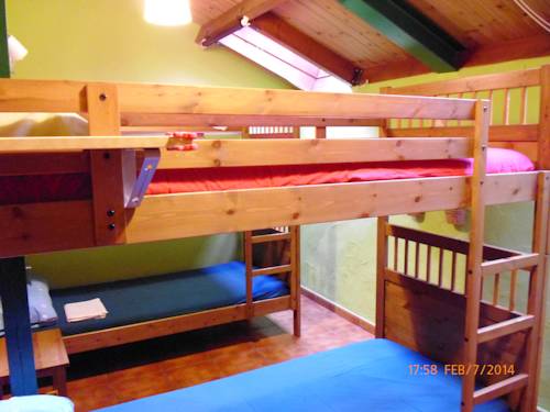 Imagen de la habitación del Albergue Pe&ntilde;a Castil, Sotres. Foto 13