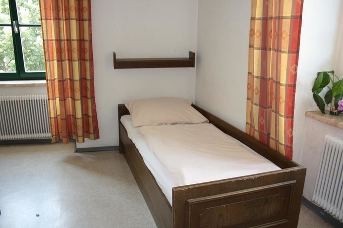 Imagen de la habitación del Albergue Porzellaneum. Foto 3