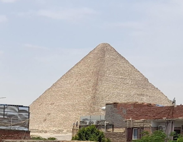 Imagen de la habitación del Albergue Rayan pyramids view. Foto 15