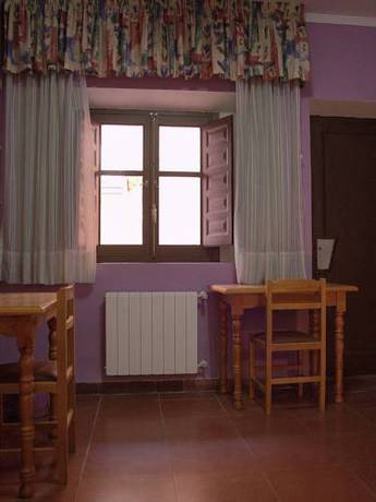 Imagen de los interiores del Albergue Residencia Universitaria Sg. Foto 9