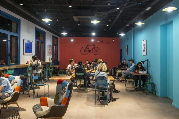 Imagen general del Albergue Safestay Barcelona Passeig De Gracia. Foto 8