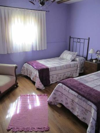 Imagen de la habitación del Albergue San Pelayo. Foto 19