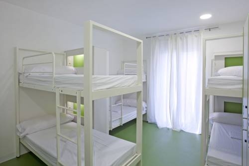 Imagen general del Albergue Sant Jordi Gracia. Foto 4