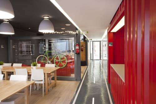 Imagen general del Albergue Sant Jordi Gracia. Foto 5