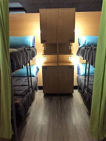 Imagen de la habitación del Albergue Santiago de Vilavella. Foto 2