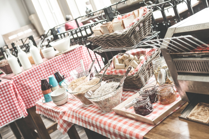 Imagen del bar/restaurante del Albergue Selina Liverpool, Liverpool. Foto 3