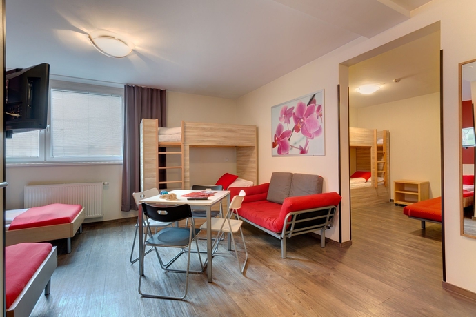 Imagen de la habitación del Albergue St. Christopher's Inn Vienna. Foto 7