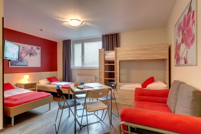 Imagen de la habitación del Albergue St. Christopher's Inn Vienna. Foto 8