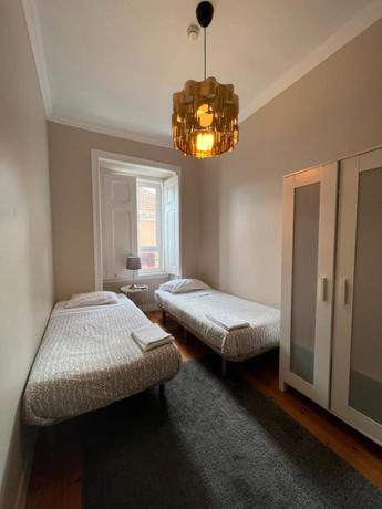 Imagen de la habitación del Albergue Suites and Apartments DP VFXira. Foto 9