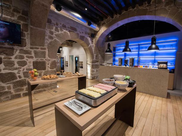 Imagen general del Albergue The Central House Porto Ribeira. Foto 8