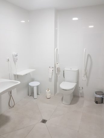 Imagen de la habitación del Albergue Turístico La Peregrina. Foto 4