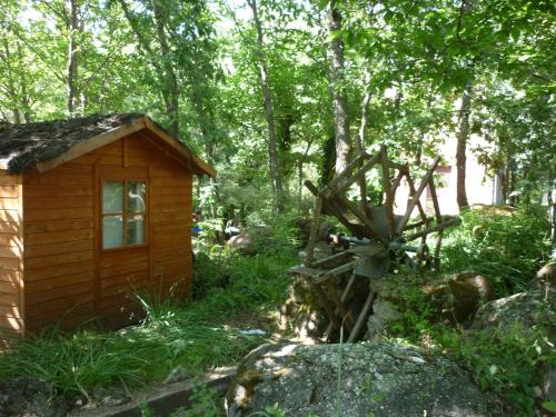 Imagen de los exteriores del Albergue Turistico Valle Del Ambroz. Foto 5