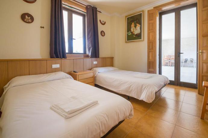 Imagen de la habitación del Albergue Villa San Clemente. Foto 4