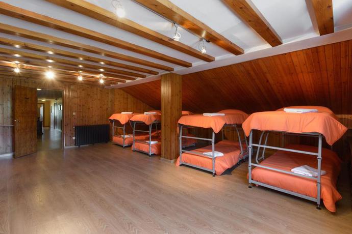 Imagen de la habitación del Albergue Villan&uacute;a-EDIFICIO COLLARADETA-. Foto 3