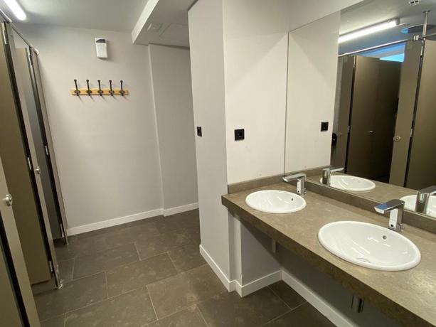 Imagen general del Albergue Zarautz Surf House. Foto 13