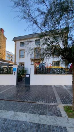 Imagen general del Albergue Zarautz Surf House. Foto 16