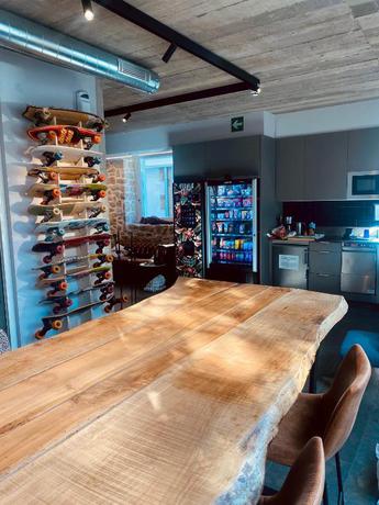 Imagen general del Albergue Zarautz Surf House. Foto 17