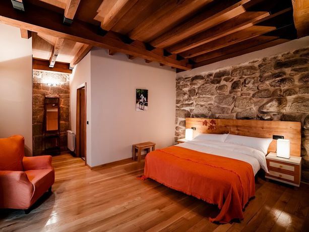 Imagen de la habitación del Alojamiento Rural Aldea Rural Pazos De Arenteiro. Foto 3