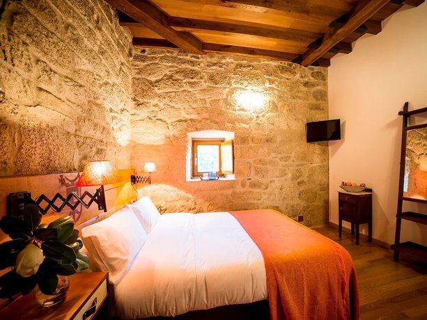 Imagen de la habitación del Alojamiento Rural Aldea Rural Pazos De Arenteiro. Foto 9