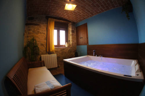 Imagen de la habitación del Alojamiento Rural Balc&oacute;n De Ares. Foto 7