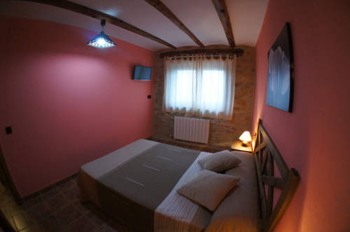 Imagen de la habitación del Alojamiento Rural Balc&oacute;n De Ares. Foto 11