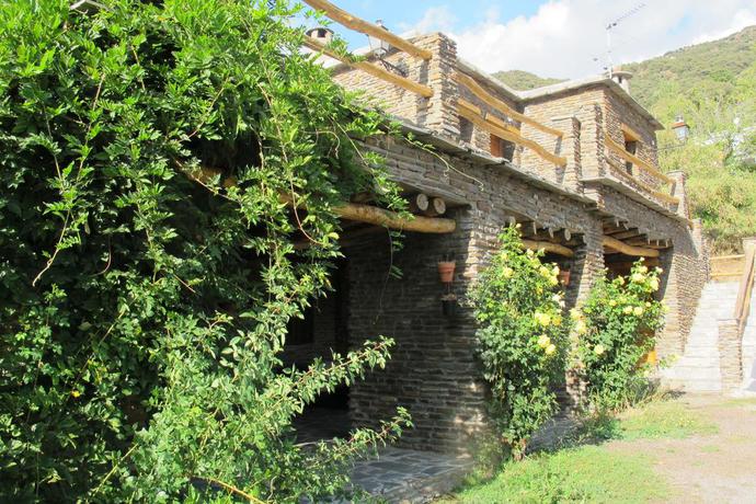 Imagen de los exteriores del Alojamiento Rural Balc&oacute;n Del Cielo, La Alpujarra. Foto 14