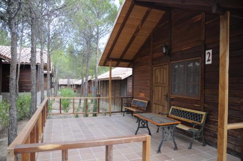 Imagen general del Alojamiento Rural Caba&ntilde;as Valle del Cabriel. Foto 2