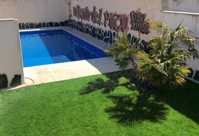 Imagen de la piscina del Alojamiento Rural Callejón Del Pozo. Foto 15