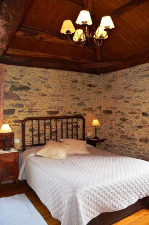 Imagen de la habitación del Alojamiento Rural Casa Assumpta. Foto 8