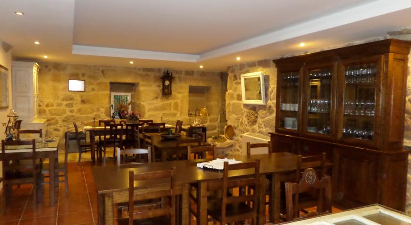Imagen del bar/restaurante del Alojamiento Rural Casa Grande Do Seixo. Foto 3