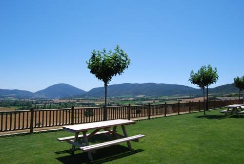 Imagen de los exteriores del Alojamiento Rural Casa Lueza. Foto 7