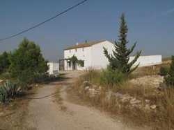 Imagen de los exteriores del Alojamiento Rural Casa Rural Casa M&aacute;xima. Foto 5