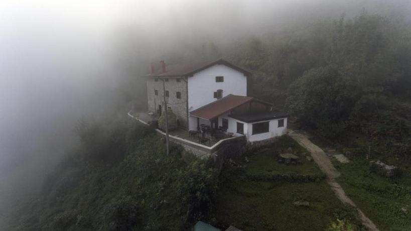 Imagen de los exteriores del Alojamiento Rural Casa Rural Haitzetxea. Foto 8