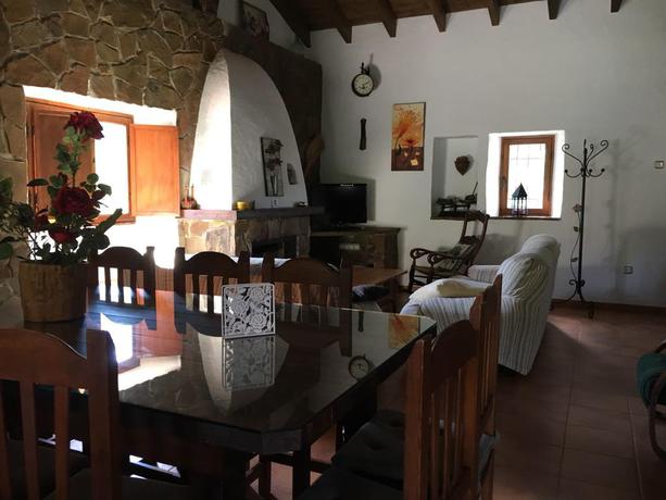 Imagen de los interiores del Alojamiento Rural Casa Rural Los Cascajales. Foto 8