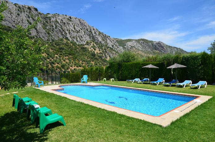 Imagen de la piscina del Alojamiento Rural Casa Rural Los Cascajales. Foto 11