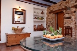 Imagen de los interiores del Alojamiento Rural Casa Rural Mas de Sant Pau. Foto 6