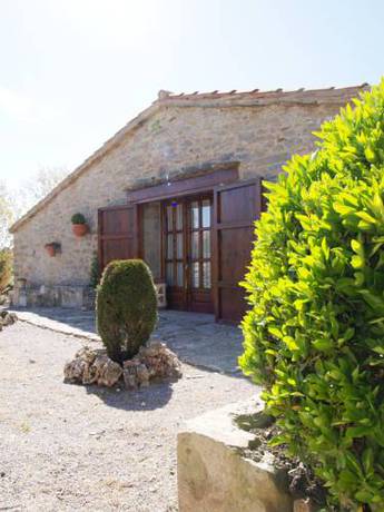 Imagen de los exteriores del Alojamiento Rural Casa Rural Torre Gargallo. Foto 7