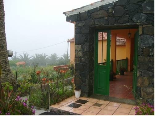 Imagen general del Alojamiento Rural Casas Rurales Amparo Las Hayas. Foto 2