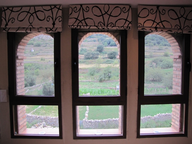 Imagen de los exteriores del Alojamiento Rural Caseta de l' Hort. Foto 8